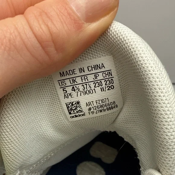 adidas Harden Vol.5 Futurenatural Basketball Shoe | Size 5 - Picture 4 of 7